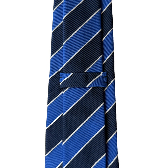 CHARLES TYRWHITT Men's 100% Silk Necktie Designer Blue & White Striped EUC - Picture 6 of 9